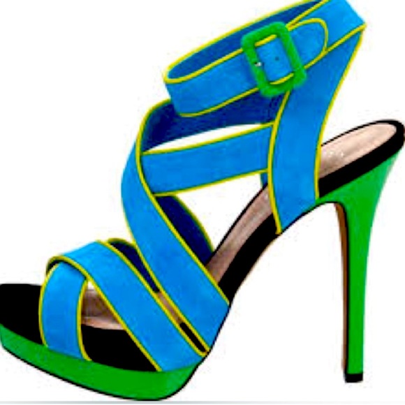 Jessica Simpson Evangela Suede Heels - Picture 5 of 17